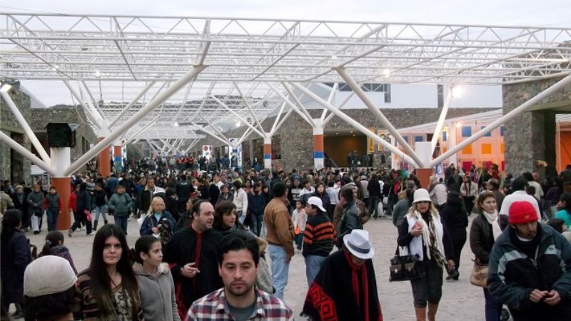 Se presentó El Poncho 2014 en Buenos Aires