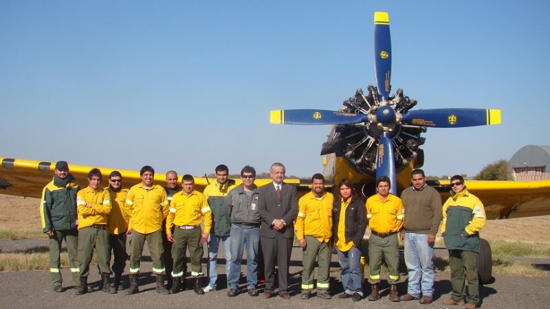 Llegó el avión hidrante