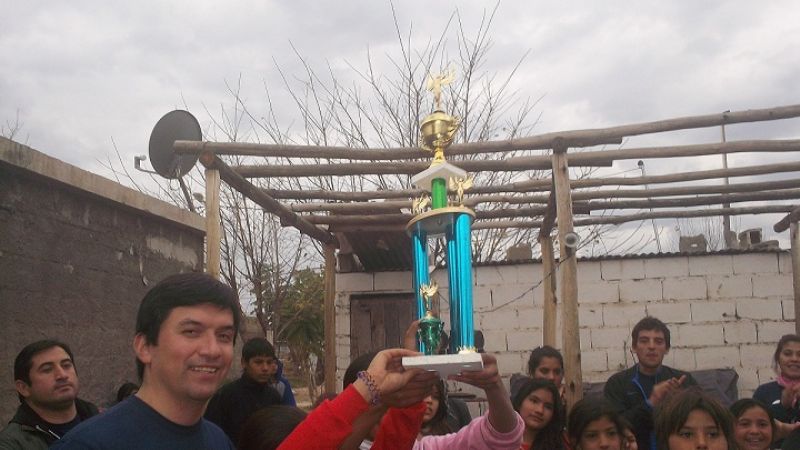 El MOP con los chicos del barrio Santa Marta y Villa Eumelia