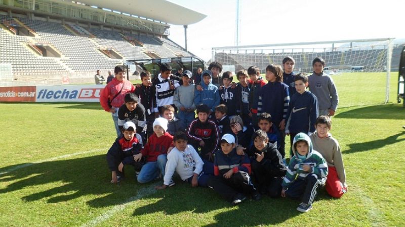 Delegación salteña dice presente en el Poncho