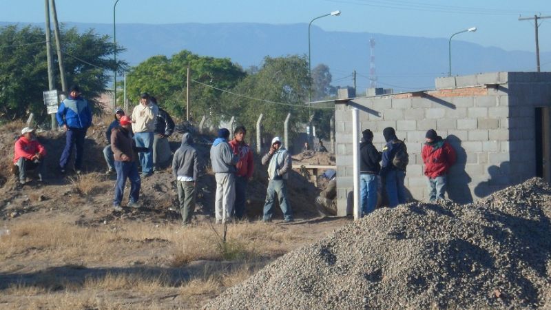 Obra paralizada por paro de trabajadores de Fratelli  