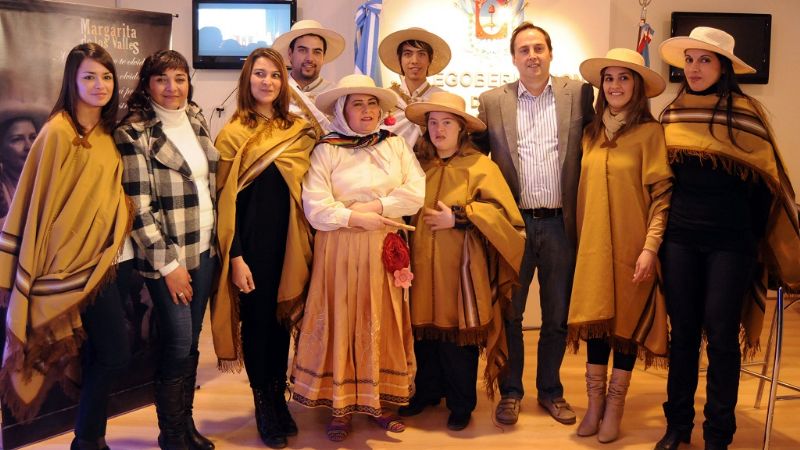 Continúan las actividades en el stand de Senadores  