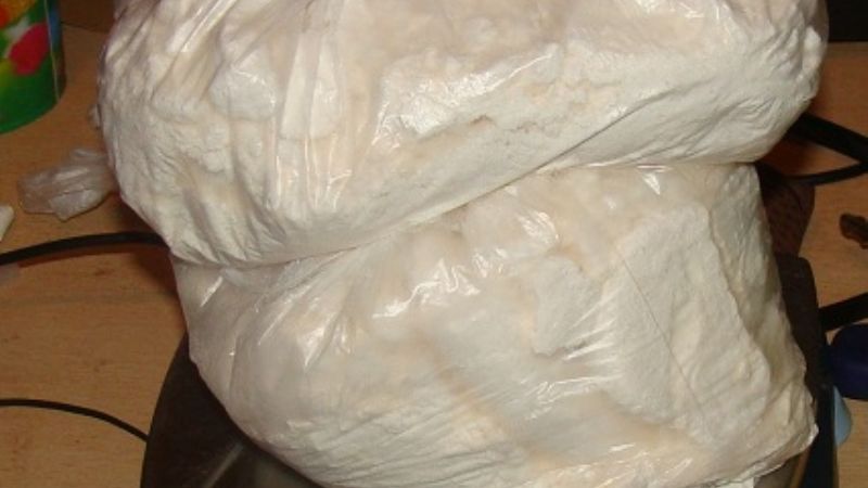 Secuestran droga y dinero en efectivo  