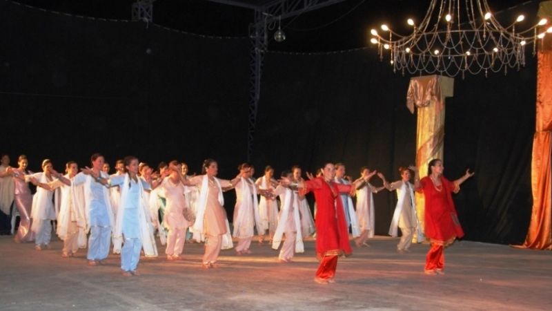 Diwali Zen brilló en el Poncho