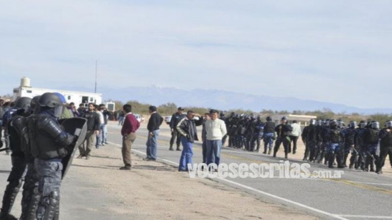 Cerro Negro: Por orden judicial, despejaron la ruta