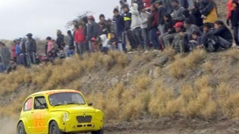 Las “Campanas” suenan con la 1ra. de los Autos y Motos