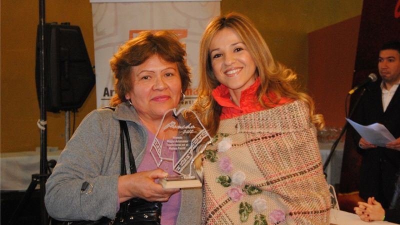 Con el recuerdo de Aldacira, premiaron a los artesanos  