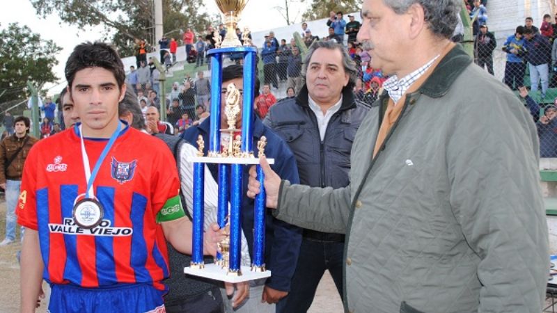 ¡¡¡ Policial, campeón!!!