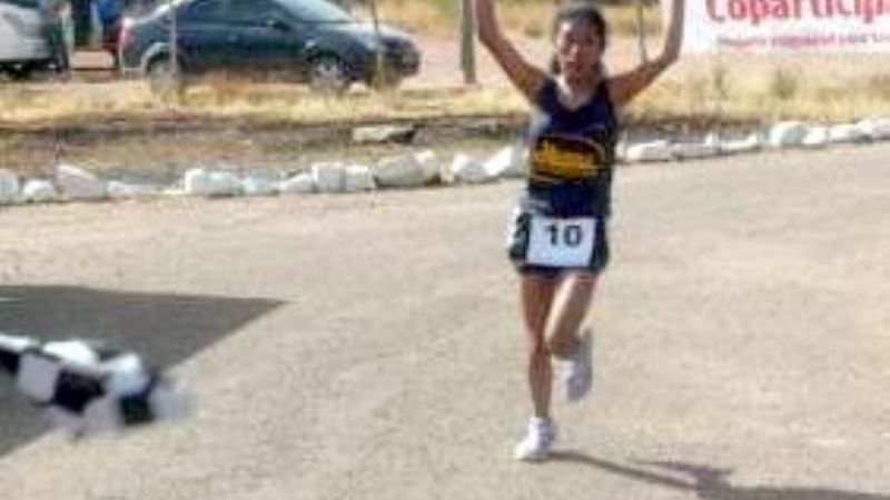 Lorena Acosta volvió  “reinar” en la montaña