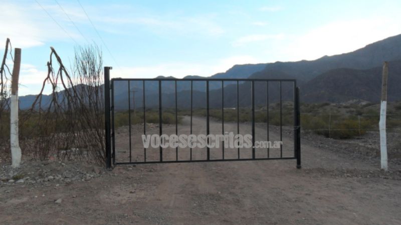 En plena temporada alta, un importante atractivo turístico, cerrado