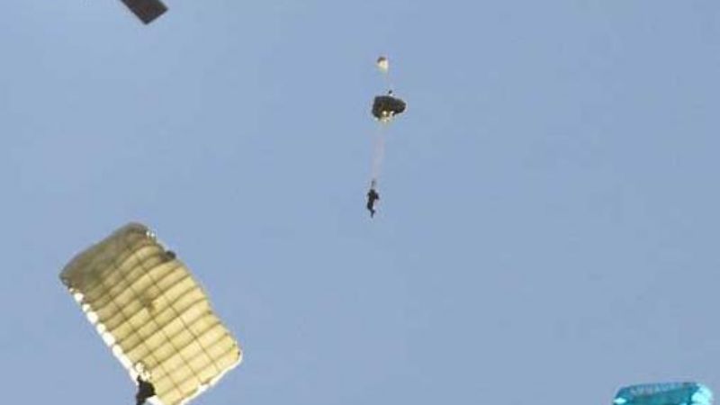 Equipo de la Armada ganó el II° Nacional de Paracaidismo