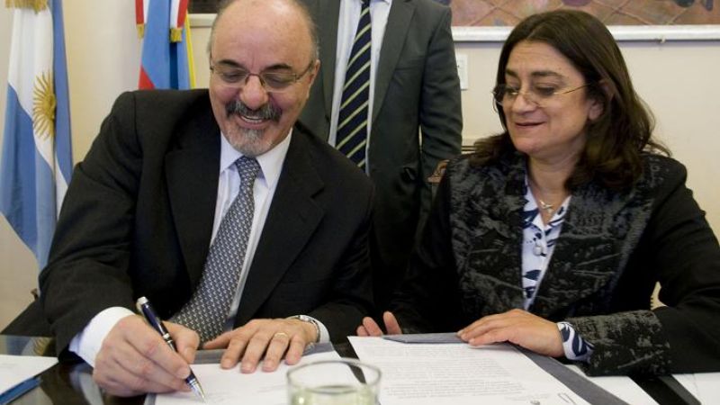 Corpacci y Tomada firmaron convenios de inclusión laboral