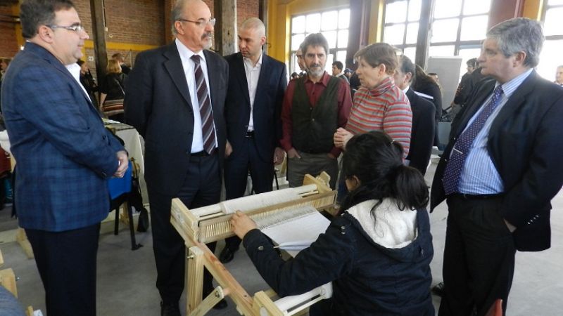 Tomada visitó el Taller Textil Artesanal de la comuna