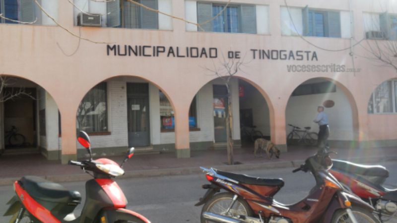 Empleados municipales de Tinogasta vuelven al paro