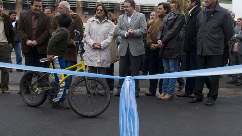 La Gobernadora saludó a los locutores de Radio Provincia