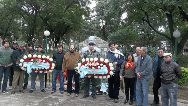 Las minorías aseguran que superaron la convocatoria de los celestes y renovadores