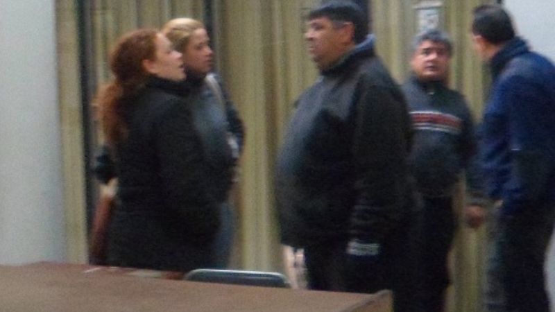 La hermana de “Chucky” violenta y a los gritos   