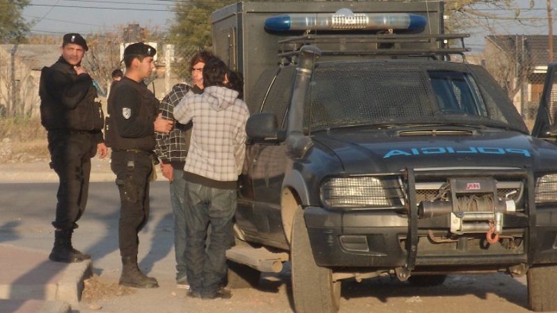 Dos menores demorados en la zona norte