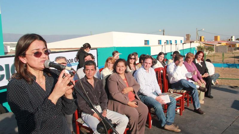 La Gobernadora se sumó al festejo de los vecinos del sur capitalino