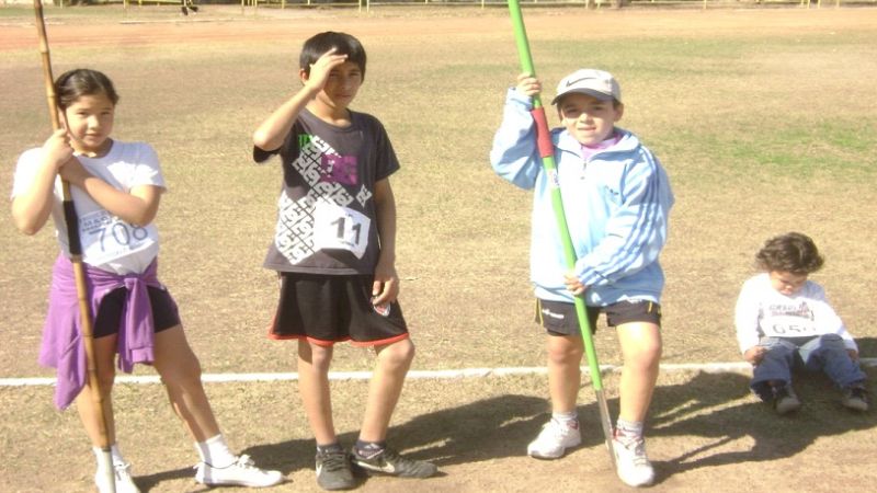 Primer Gran Prix pista y campo “Día del Niño”