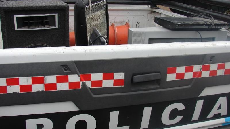 Detienen a dos sujetos y recuperan elementos robados