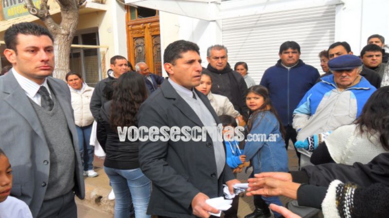 Funcionarios de Avila se cruzaron con ambientalistas