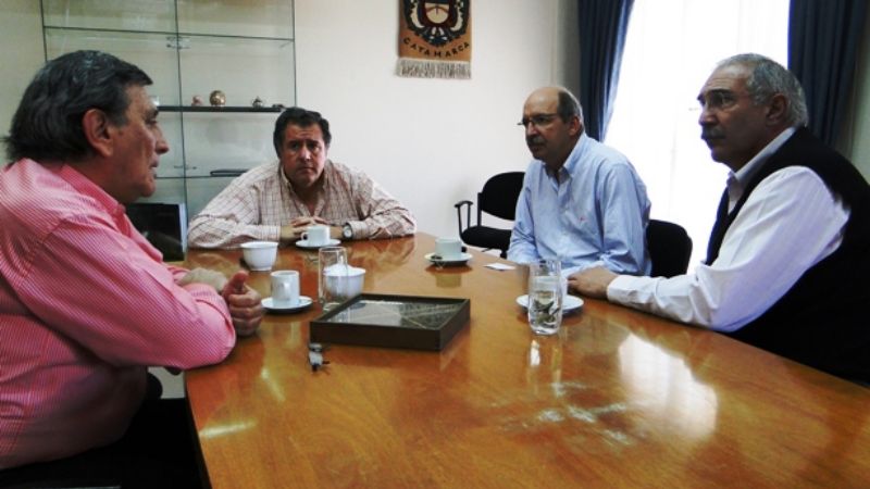 Mercado recibió a autoridades del INTA