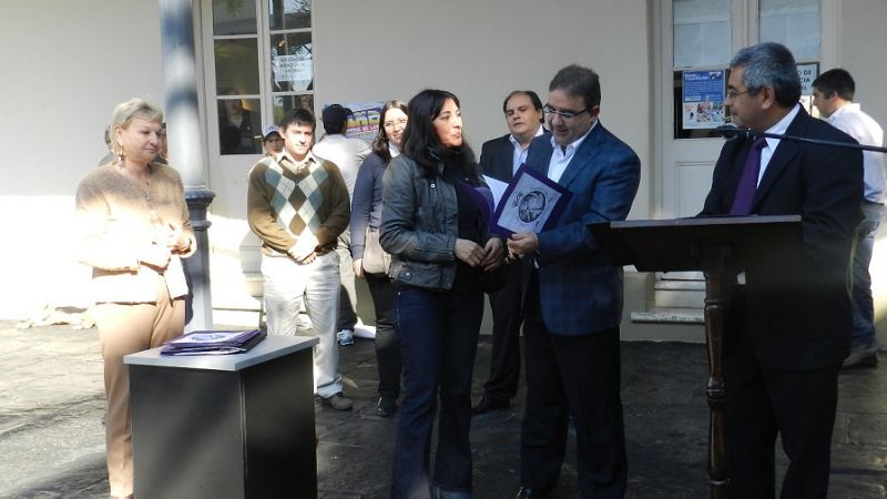 Jalil entregó nuevas escrituras de terrenos