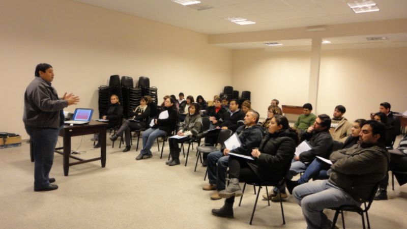 Se dictó curso de Atención al Público para empleados del CD