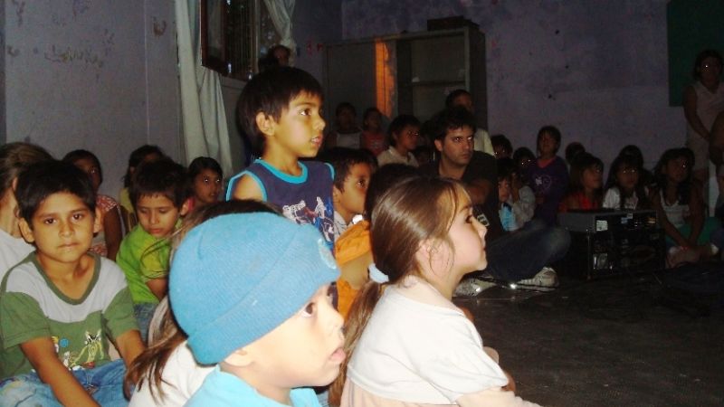 El Cine Móvil lleva películas infantiles a los chicos del Valle Central