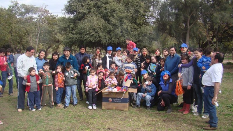 Ambiente entregó juguetes a niños con capacidades diferentes