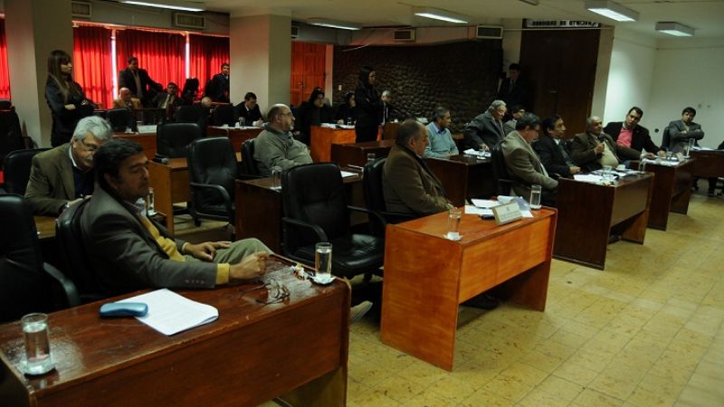 El Senado aprobó la construcción de caminos mineros   