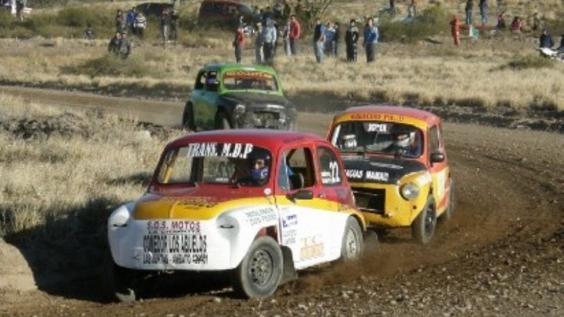 Autos y Motos hacen sonar las “Campanas del Rosario”