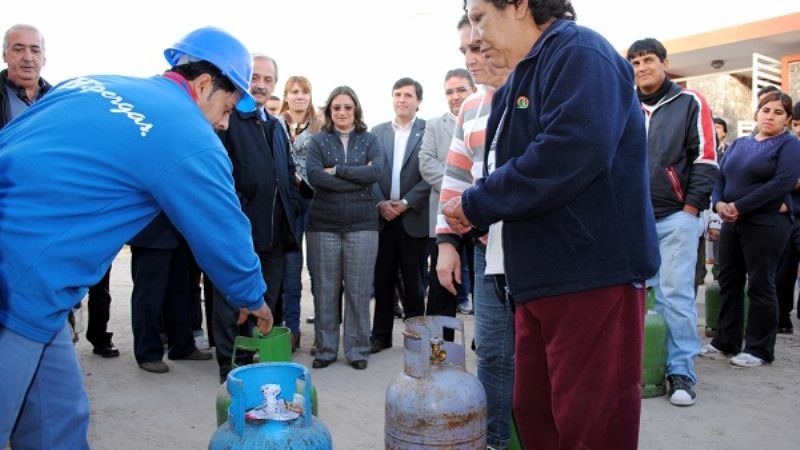 Las “Garrafas para todos” a Paclín. Sigue en la Capital