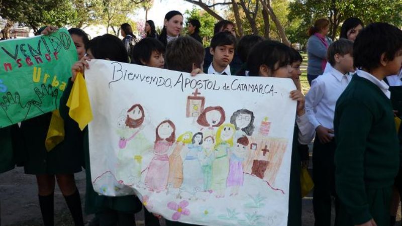 Inició visita pastoral a Villa Cubas