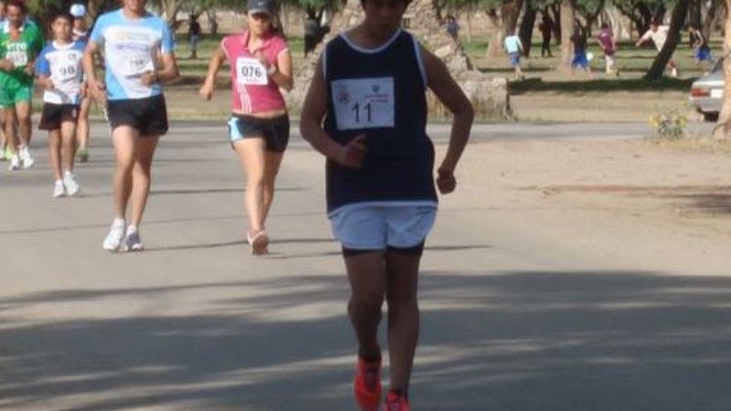 Competencia Atlética homenaje “Por mi abuelo y los niños  de mi barrio”