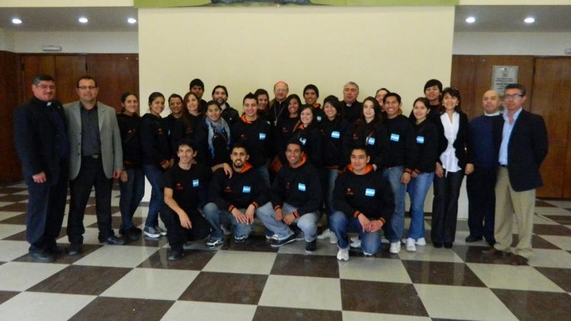 El Obispo visitó el Urbano Girardi, Radio Capital y la Comisaría Quinta