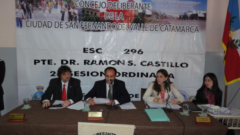 El CD capital sesionó en la Escuela Nº 296 