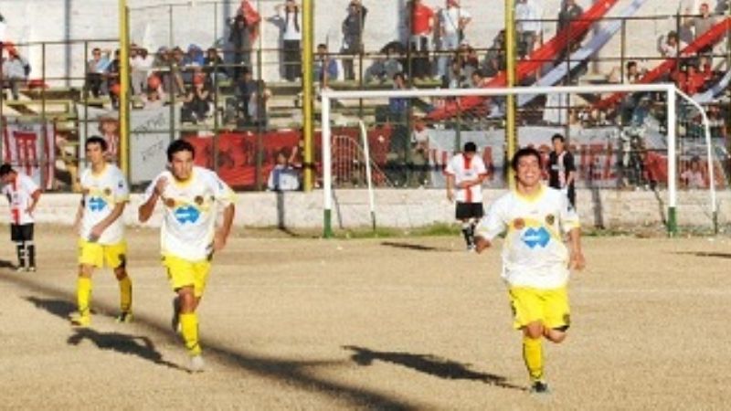 Sarmiento-Estudiantes, y “Poli”-“Chaca”, en la Liga