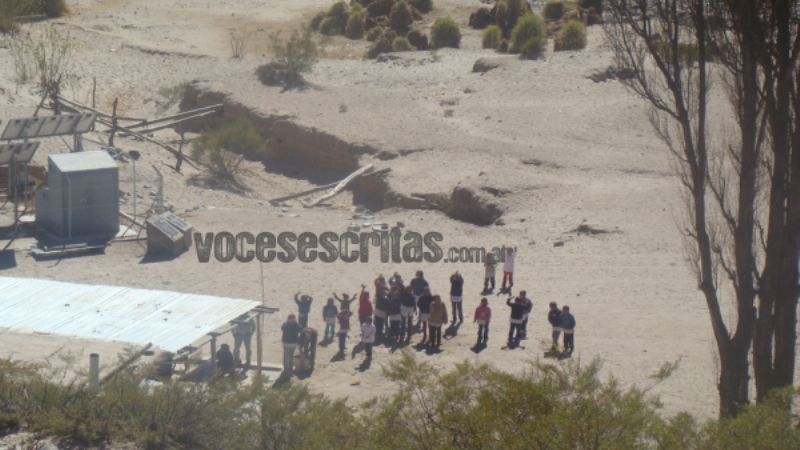 Ex combatientes y amigos del piloto Jorge Boero llegaron con ayuda a Río Grande