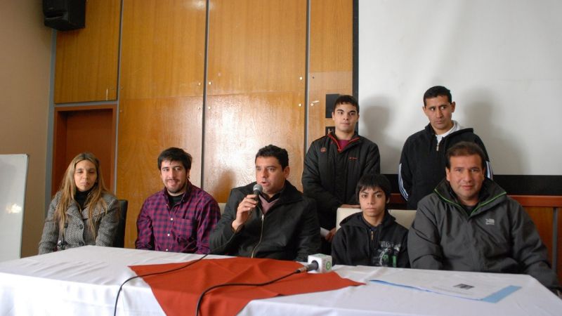 Deportes respalda a Ulises Páez