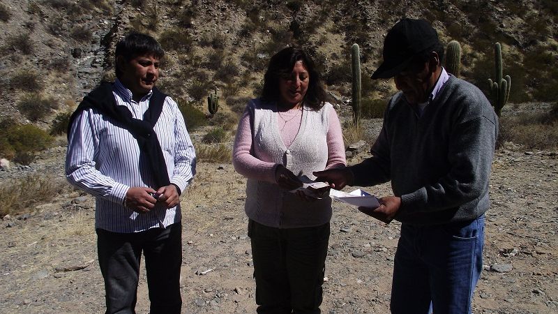 Andersch presente en el inicio del período lectivo en Los Saltos