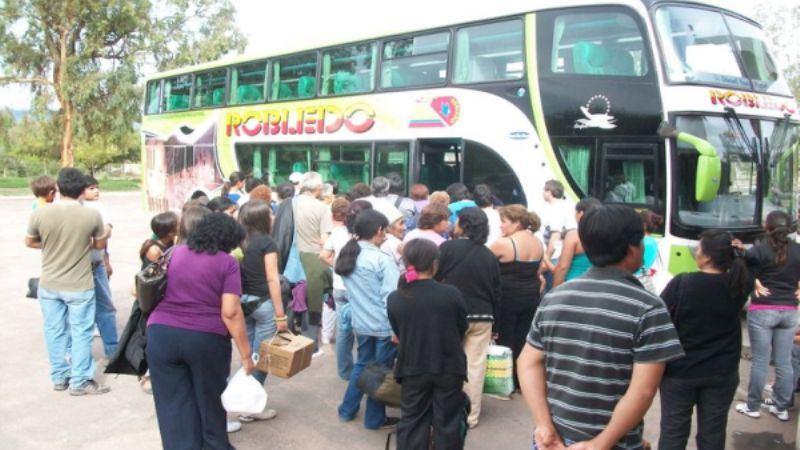 Micro de empresa Robledo protagonizó un accidente en Chumbicha