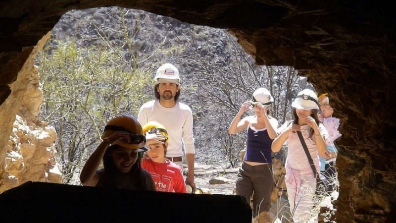 Trabajan en Huella Minera de Estaño