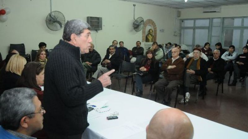 Quintar convocó a la mesa mediana de la UCR