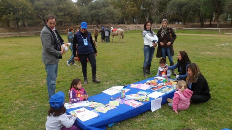 Se lanzaron las clases de equino terapia