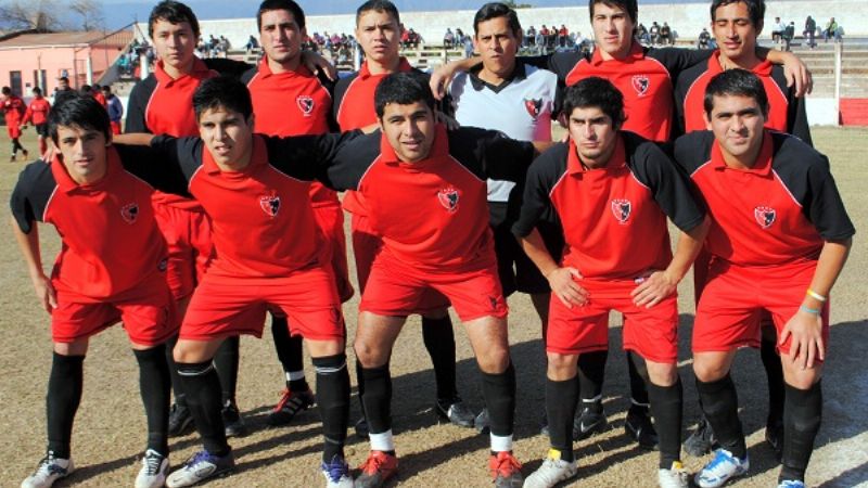 Defensores volvió al triunfo al vencer 1-0 a San Martín 