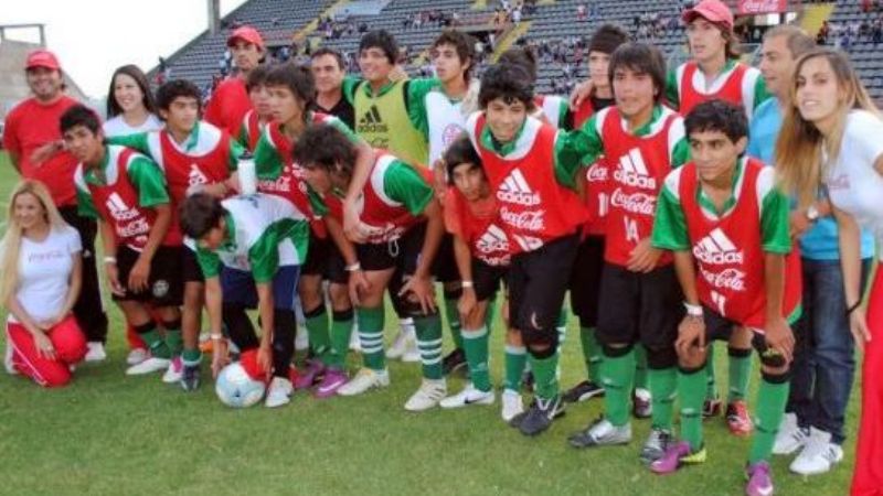 La Copa “Coca Cola” va por las semifinalistas 