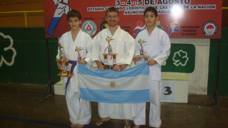 Catamarqueños victoriosos en el campeonato internacional “América del Sur sin Fronteras”