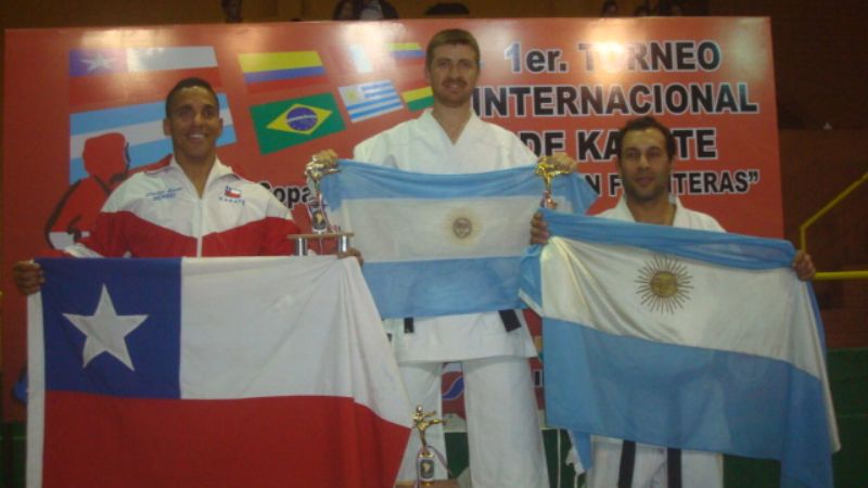 Catamarqueños victoriosos en el campeonato internacional “América del Sur sin Fronteras”